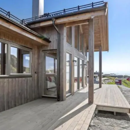 Spectacular Views And Beautiful Surroundings In Lofoten Ballstad