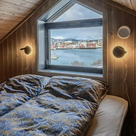 Spectacular Views And Beautiful Surroundings In Lofoten Holiday home *