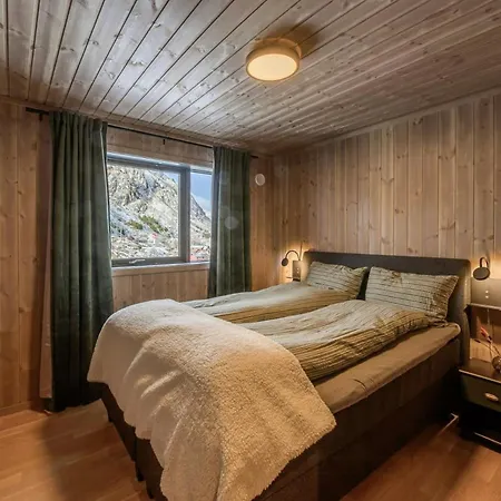 Spectacular Views And Beautiful Surroundings In Lofoten Ballstad